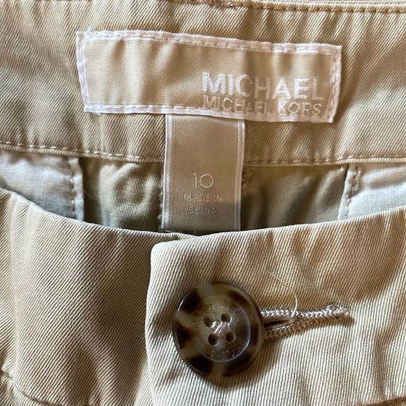 Michael Kors Shorts - Picture 2 of 4